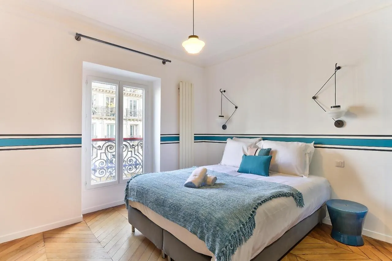 99 - Urban Fabulous 6 Bedrooms * Paris