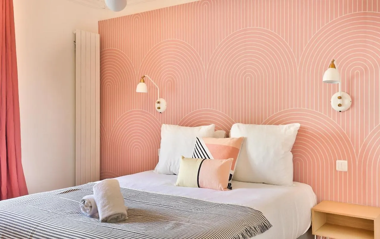 Apartment 99 - Urban Fabulous 6 Bedrooms Paris